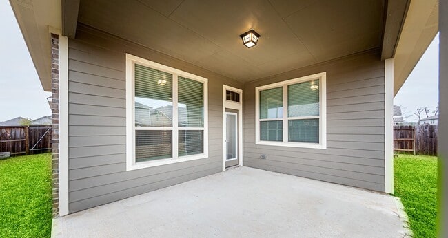 property at 3032 Stonebriar Ct