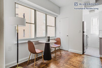 300 E 57th St in New York, NY - Building Photo - Building Photo