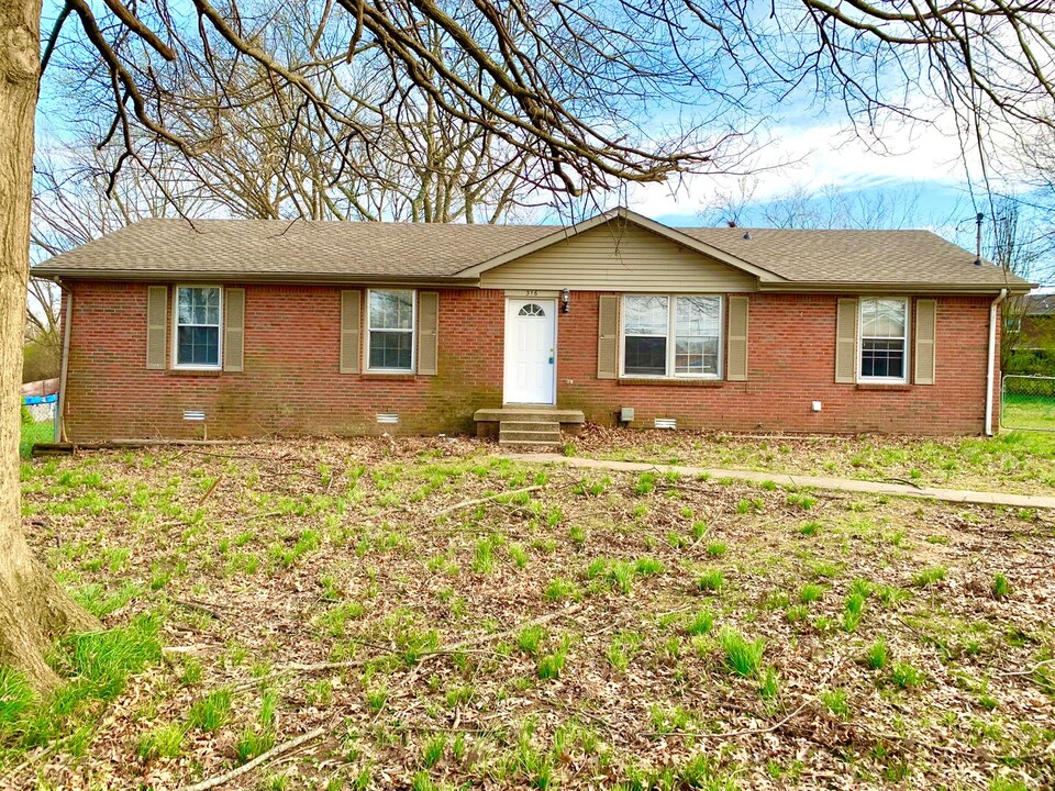 316 Bancroft Ct in Clarksville, TN - Building Photo