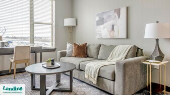 3875 Burnham in Kyle, TX - Building Photo