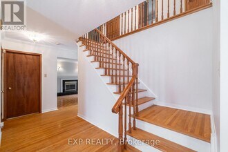 451 Palmer Ave in Richmond Hill, ON - Building Photo - Building Photo