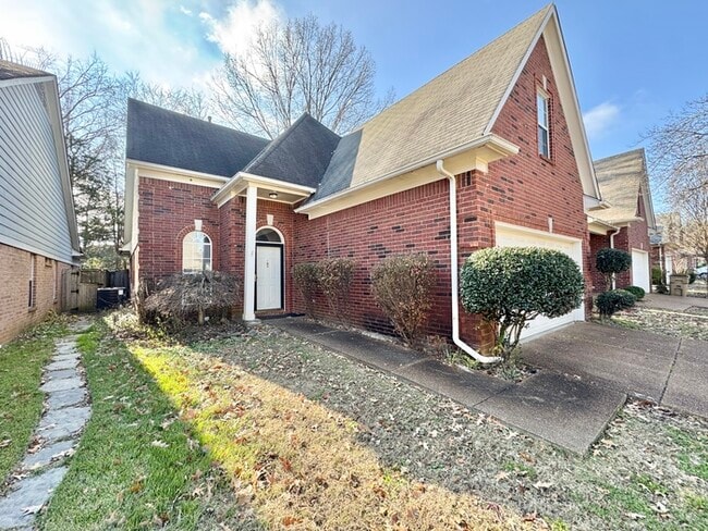 property at 7469 Dal Whinnie Trail