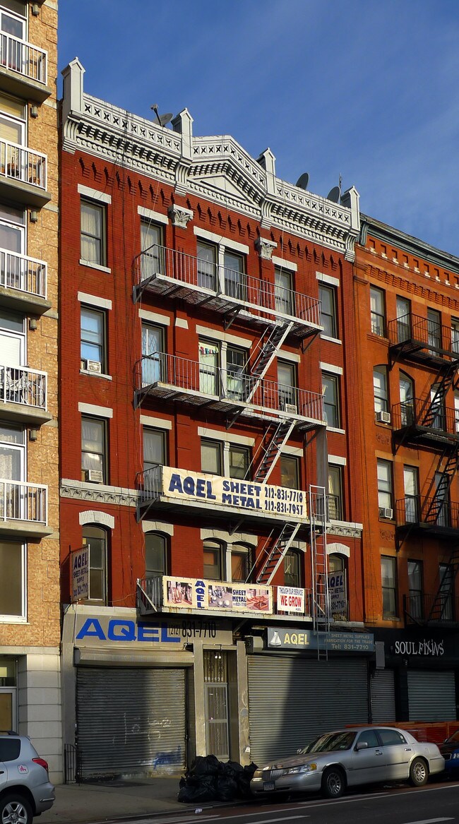 2305 Second Avenue in New York, NY - Foto de edificio - Building Photo