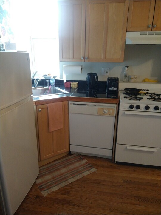337A Huntington Ave, Unit 2B in Boston, MA - Building Photo
