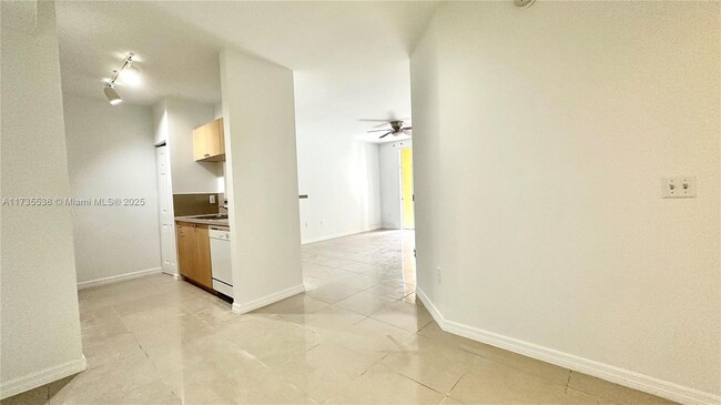 2301 W Preserve Way, Unit 208 in Miramar, FL - Building Photo - Building Photo