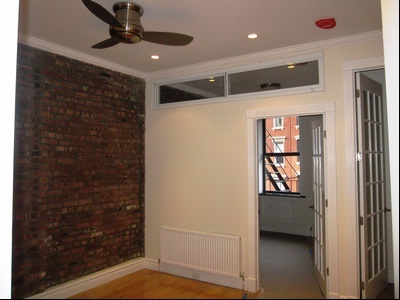 47 E 1st St in New York, NY - Foto de edificio