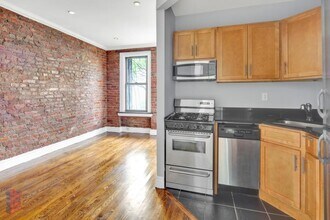 416 E 13th St, Unit 4E in New York, NY - Building Photo - Building Photo