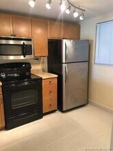 1911 Sabal Palm Dr in Davie, FL - Building Photo - Building Photo