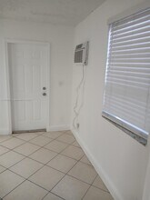 3970 NW 30th Terrace in Lauderdale Lakes, FL - Building Photo - Building Photo