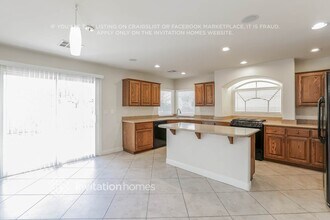 10870 Fishers Island St in Las Vegas, NV - Building Photo - Building Photo