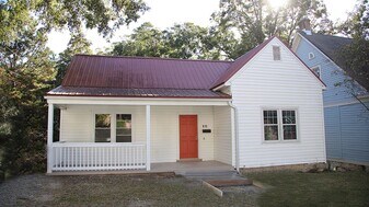 615 Arnette Ave in Durham, NC - Building Photo