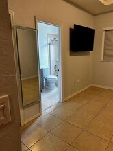 8526 NW 107th Passage in Doral, FL - Building Photo - Building Photo