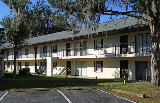 Gladewinds Apartments