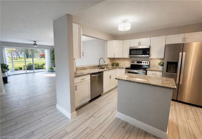 property at 1392 Churchill Cir