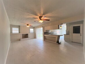 1518 Johanna Dr in Houston, TX - Building Photo - Building Photo