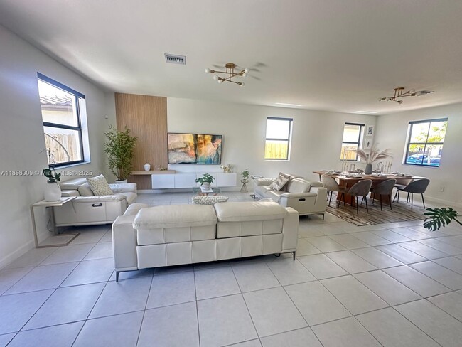 11924 SW 241 Ter in Homestead, FL - Building Photo - Building Photo