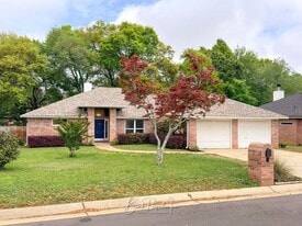 6337 Summer Lakes Ln in Pensacola, FL - Building Photo