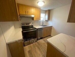 4198 30th St N in St. Petersburg, FL - Building Photo - Building Photo