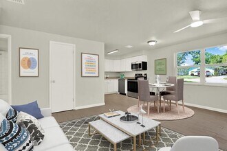 1187 Bass Blvd in Dunedin, FL - Building Photo - Building Photo
