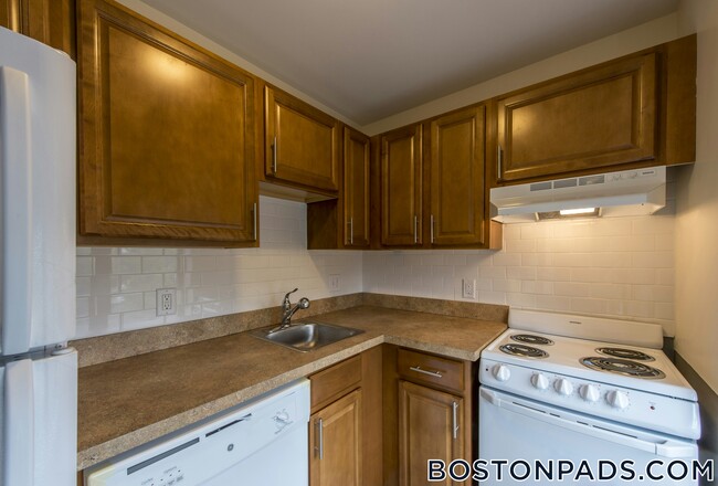 property at 1126 Boylston St