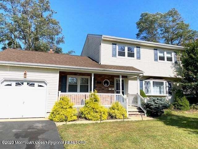 55 Heath Ave in Ocean Township, NJ - Foto de edificio - Building Photo