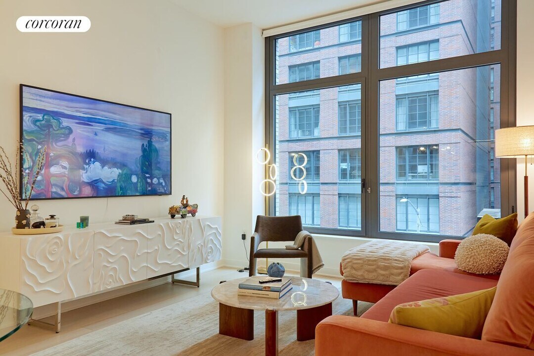 77 Charlton St in New York, NY - Building Photo