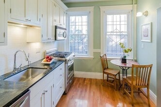 226 Jamaicaway, Unit 3 in Boston, MA - Building Photo - Building Photo