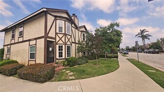 2053 Barry Ave in Los Angeles, CA - Building Photo