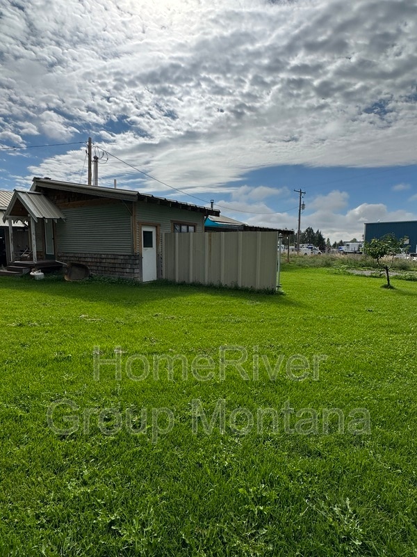 6520 U.S. Highway 10 W in Missoula, MT - Building Photo - Building Photo