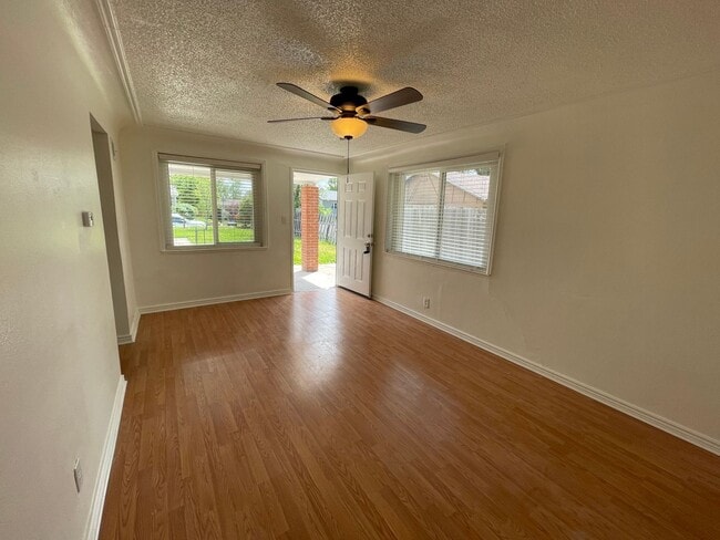 429 S Raleigh St in Denver, CO - Building Photo - Building Photo