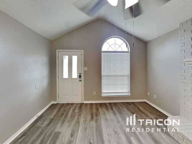 426 Mara Ln in Red Oak, TX - Building Photo - Building Photo
