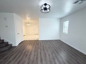 6034 Sunken River Trail in Las Vegas, NV - Building Photo - Building Photo