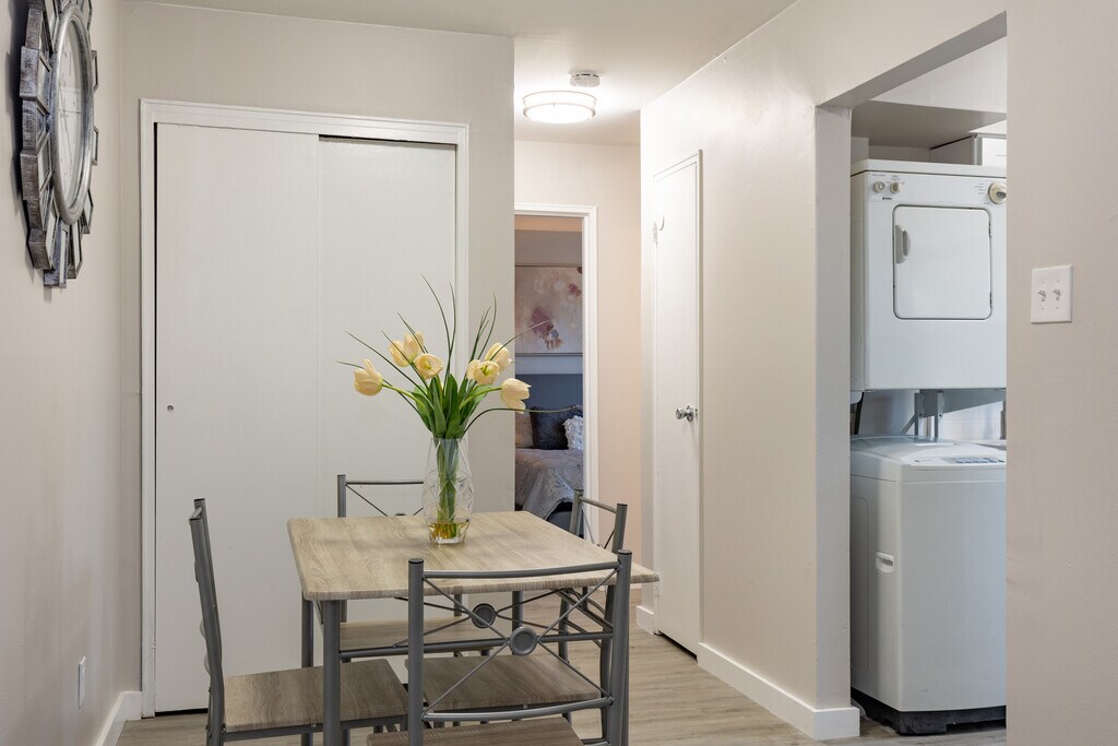 Allen Gardens Apartments in Allentown, PA