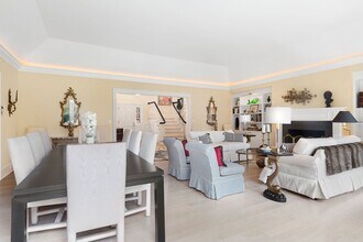 31 Foster Crossing in Southampton, NY - Building Photo - Building Photo