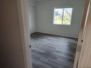 3039 SE Dune Ave, Unit Apartment in Lincoln City, OR - Foto de edificio - Building Photo