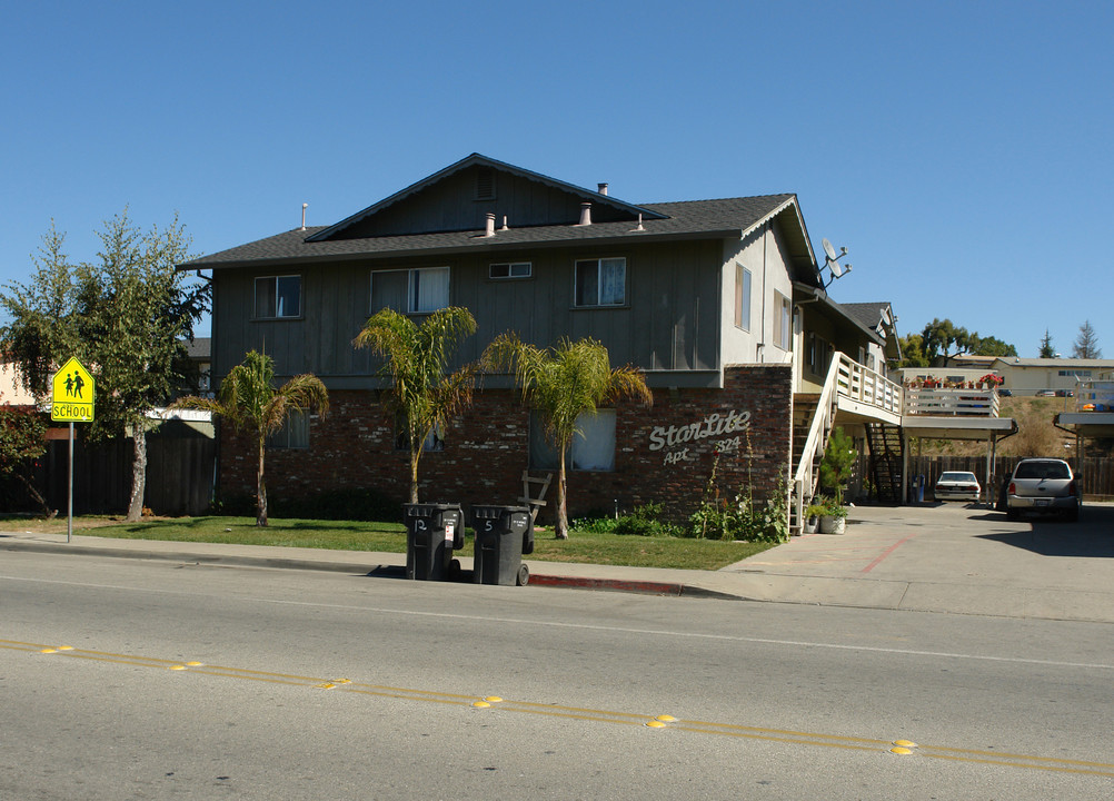 Starlite Apartments in Watsonville, CA - Building Photo