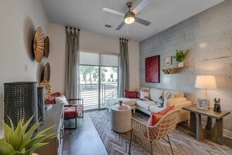 Luxia Midtown Park in Dallas, TX - Building Photo - Building Photo