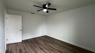 4626 Anita Dr in Corpus Christi, TX - Building Photo - Building Photo