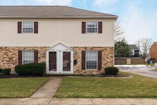 1217 Weybridge Rd in Columbus, OH - Building Photo