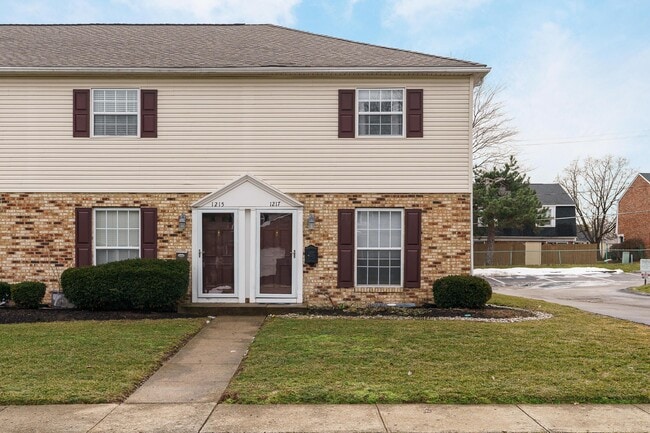 property at 1217 Weybridge Rd