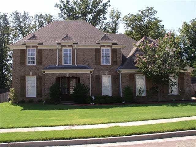 property at 1633 Stable Run Dr