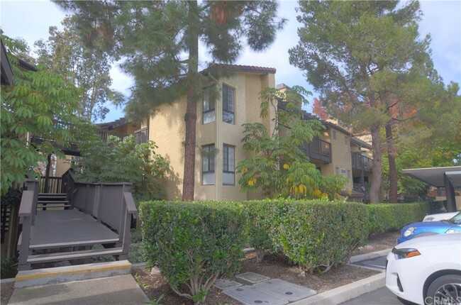 property at 25541 Indian Hill Ln