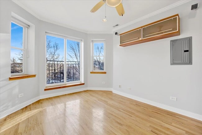 3918 N Kedvale Ave in Chicago, IL - Building Photo - Building Photo