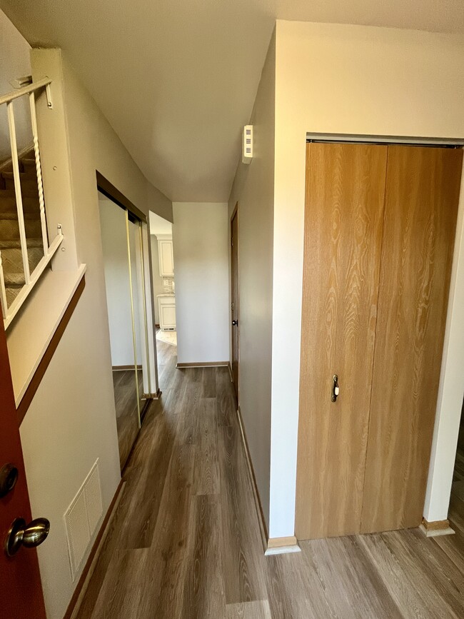 2262 Highfield Ln in Aurora, IL - Building Photo - Building Photo