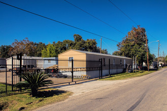 Meadows Mobile Home Park in Houston, TX - Building Photo - Building Photo