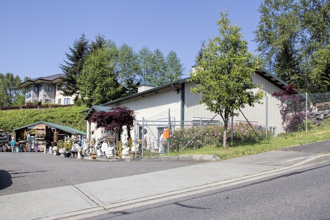Casas Alquiler en May Creek, WA