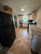 1421 E Nora St in Springfield, MO - Building Photo - Building Photo