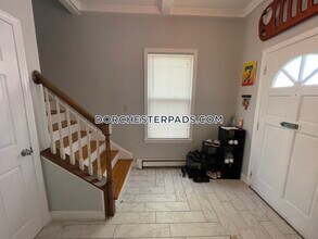7 Whitman St in Boston, MA - Building Photo - Building Photo