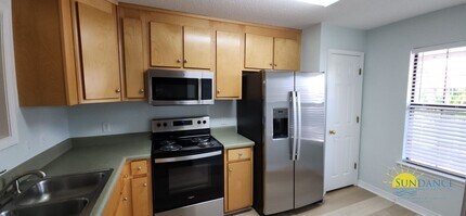 8477 Barrancas St in Navarre, FL - Building Photo - Building Photo