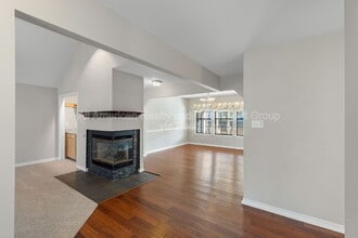 148 Long Pointe Dr in Mary Esther, FL - Foto de edificio - Building Photo